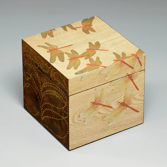木地蒔絵箱「河面」(内野 薫)｜ギャラリージャパン