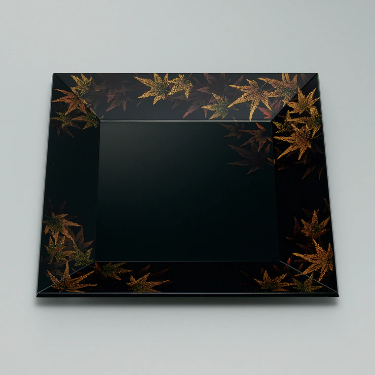 写真:紅葉転写文蒔絵四方盆