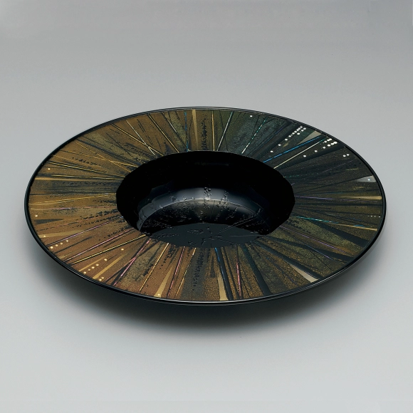Kanshitsu Holy Water Stoup with Shining Design in Makie "Crowned with Stars"