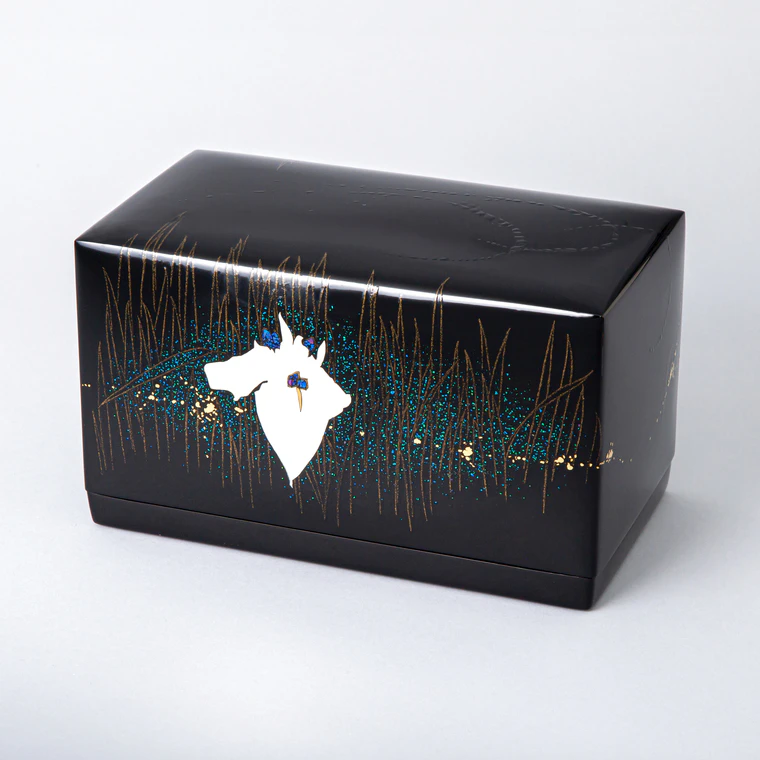 photo Box of Metal Body with Design in Makie and Mother-of-pearl Inlay “Iris”
