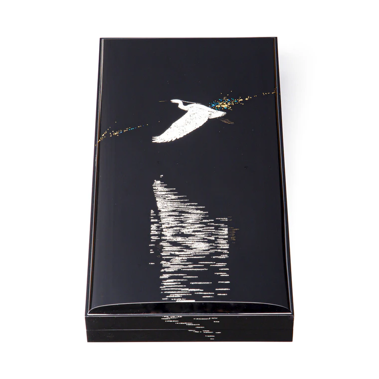 photo Box of kintai with design in eggshell makie "Soaring Through the Sky"