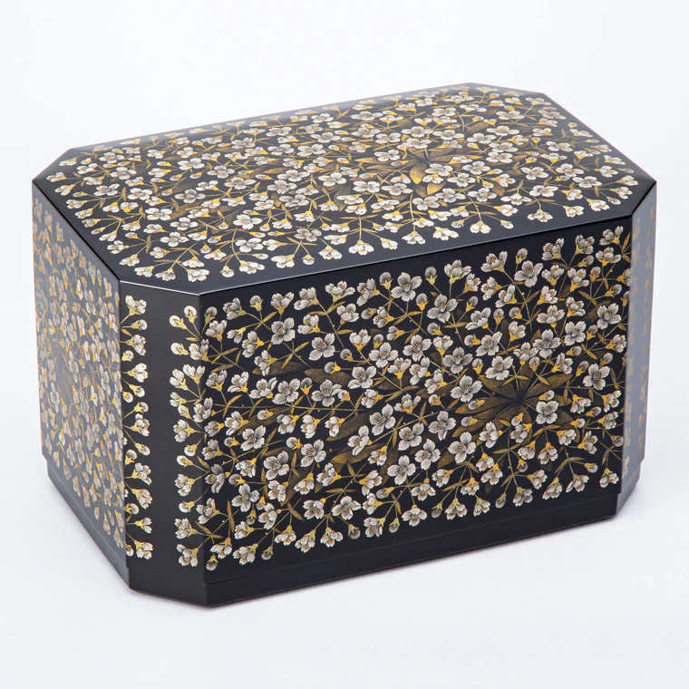 photo Box with Beveled Corners and Design in Chinkin "Getting Through the Rainy Season"