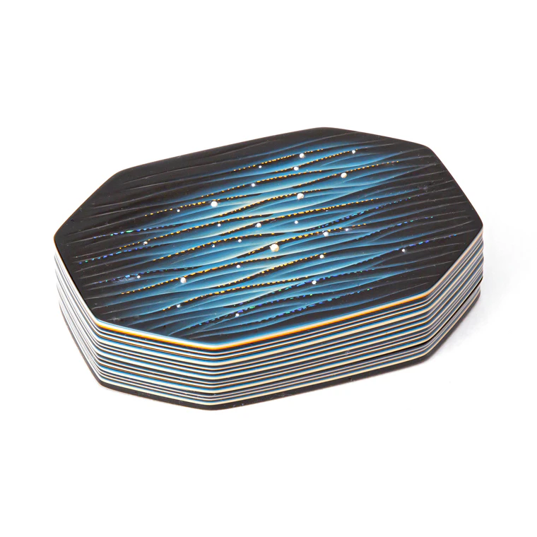 photo Octagonal Box with Design in Urushi Carving "Moonlight"