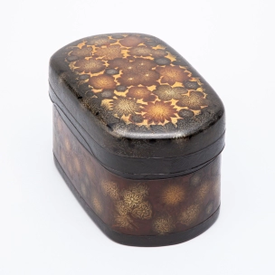 Kanshitsu Tea Container with Design in Kirie "From Season to Season"
