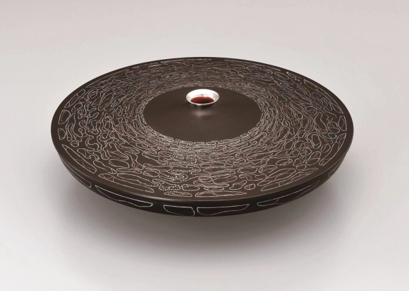 Flower Vessel with Nanako Inlay "Moon Reflected on the Water"