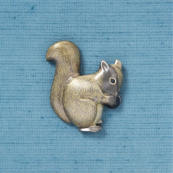 Metal Fitting in Shape of Squirrel