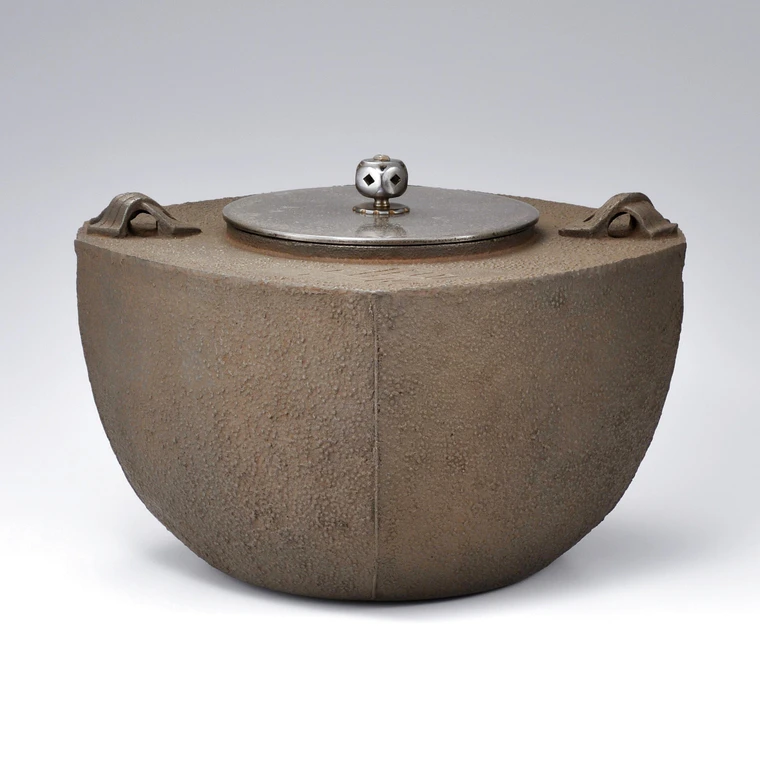 photo Square Tea Ceremony Kettle "Shadows in a Variety of Colors"