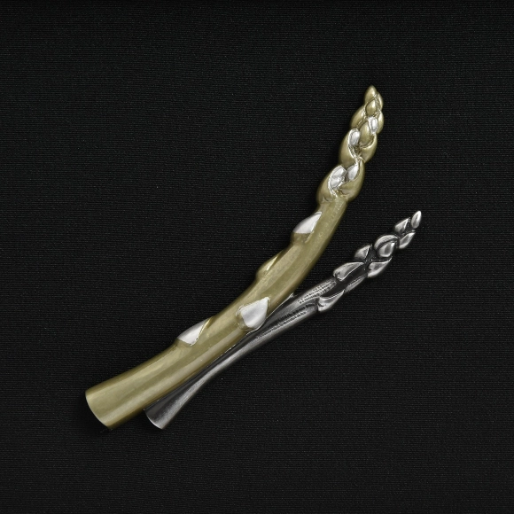 Brooch in Shape of Asparagus