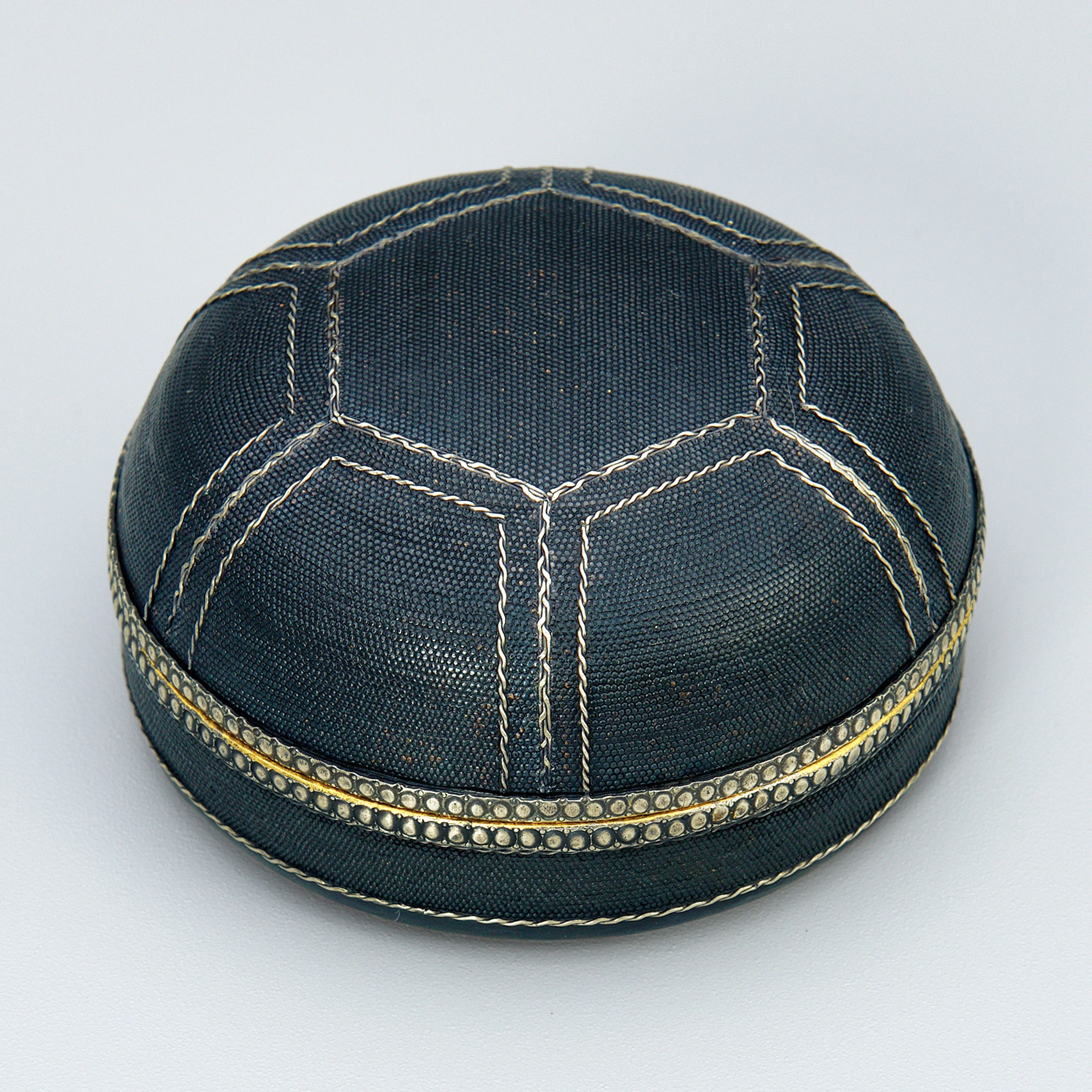 魚々子地亀甲文象嵌合子(藤川 耕生)｜ギャラリージャパン