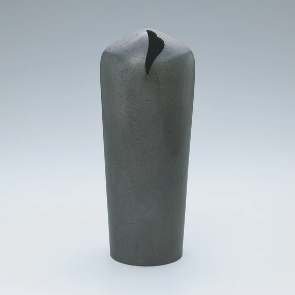 Single Flower Vase of Rōgin "Heat Haze"