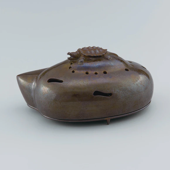 Incense Burner of Cast Bronze "Tail Dragging"