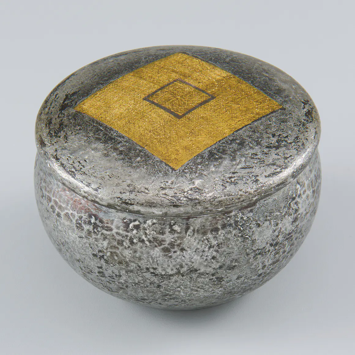 明治金工 金銀象嵌 銅地菊花紋蓋物 茶道具 m_2x_50.jpg.webp