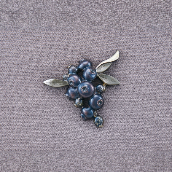 Metal Fitting in Shape of Blueberry