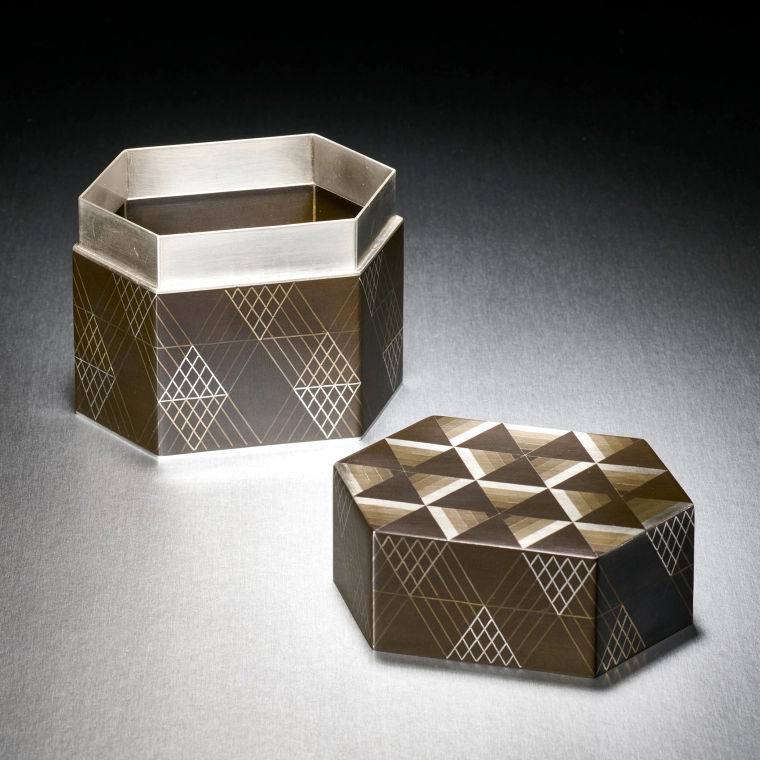 photo Small Box with Inlay "Flash Shadow"