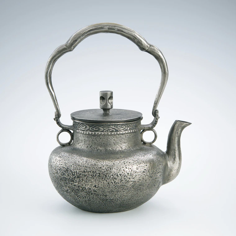 photo Satetsu (Iron Sand) Koshiguchi Iron Kettle