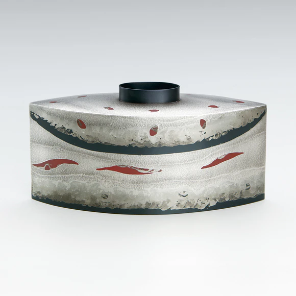 Flower Vase with Stirred Design 