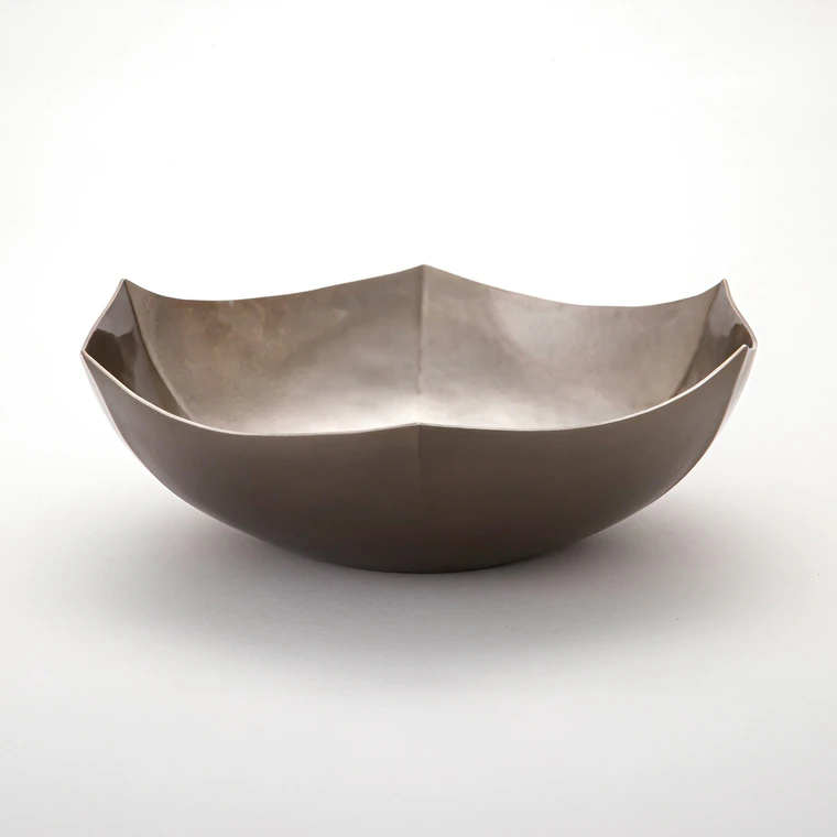 photo Bowl of Shibuichi Made in Hammer Ｗork