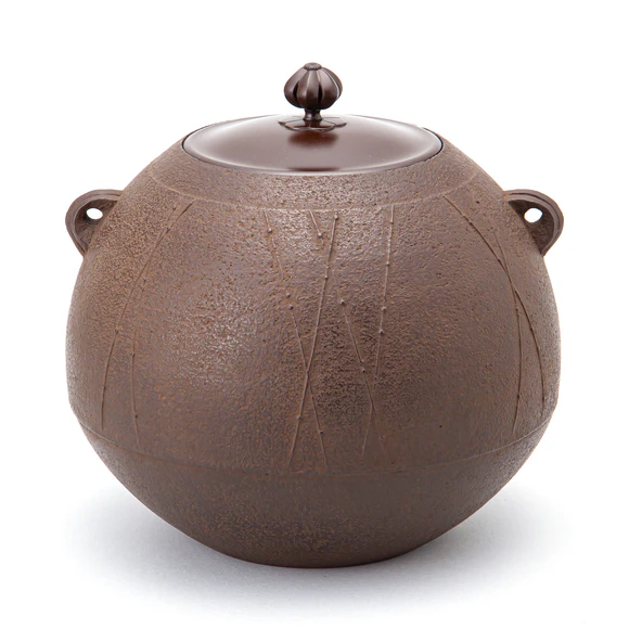 Tea Ceremony Kettle in Shape of Scared Jewel with Crossed Line Design