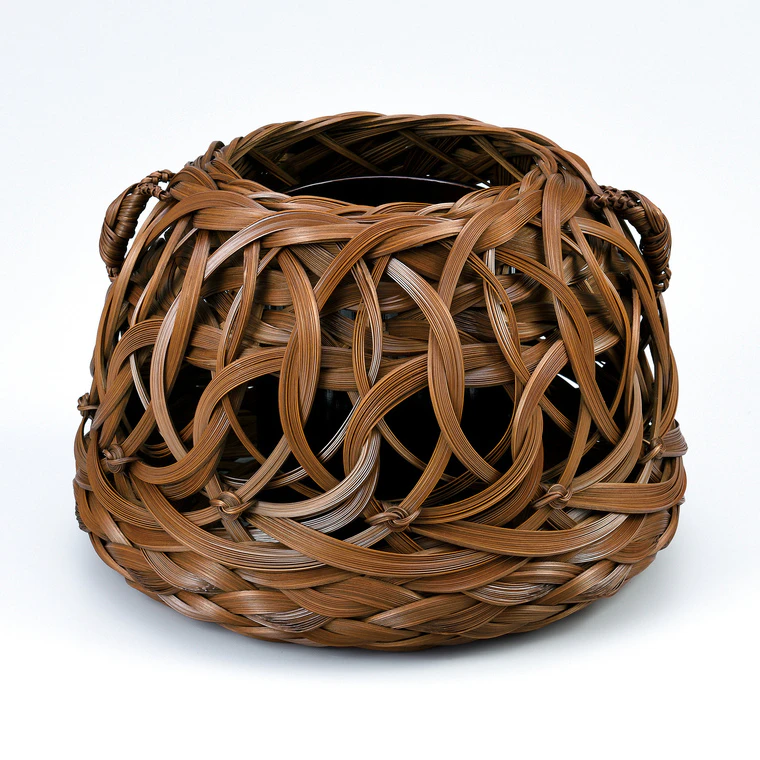 photo Flower Basket in Tabane-ami Weave "Shishi (Lion)"