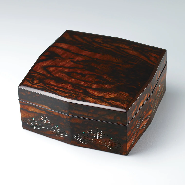 photo Box of Black Persimmon Wood with Inlay Decoration Finished in Wiped Urushi