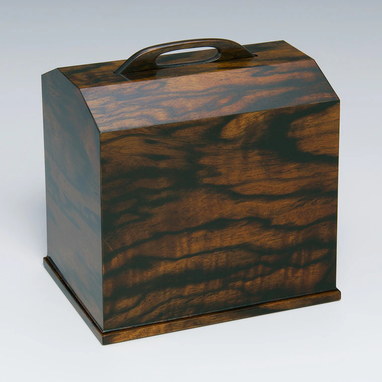 photo Seal Box of Black Persimmon Wood "Play"