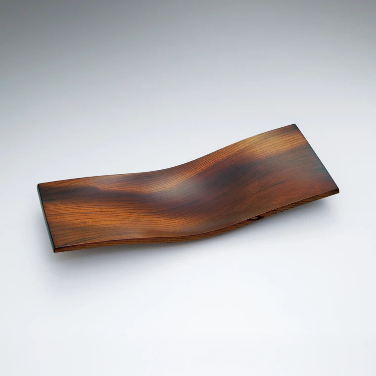 photo Vessel of Zelkova Wood Finished in Wiped Urushi