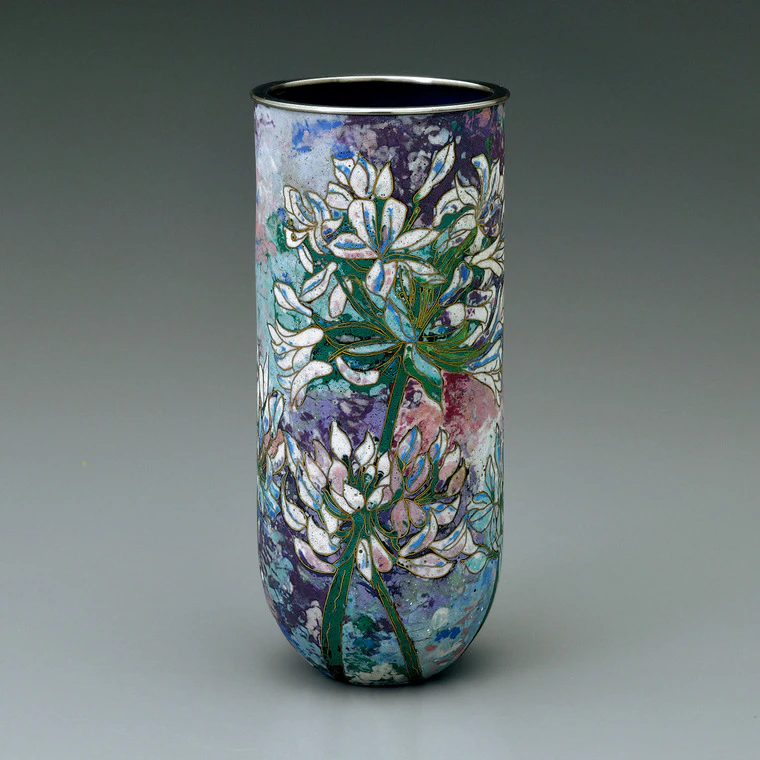 photo 泥釉七宝壺「霞の中に」