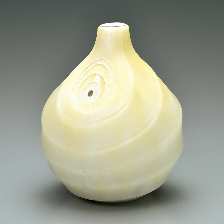 photo Glass flower Vessel "Moment by Moment"