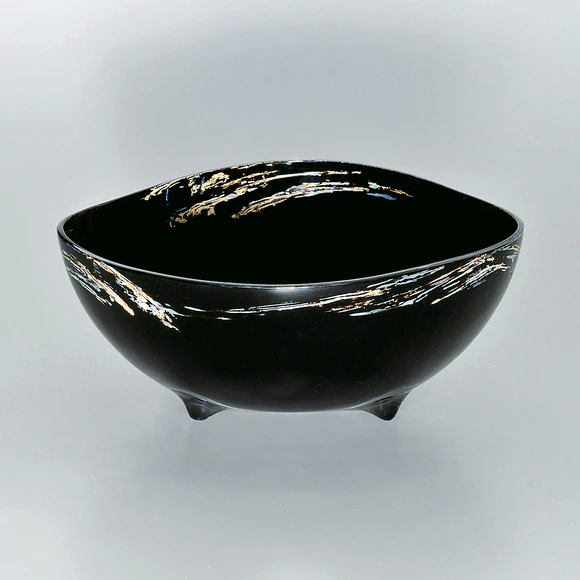 乾漆鉢「雪椿」(志村 裕子)｜ギャラリージャパン