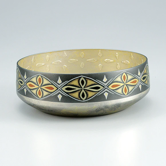 カズオ　シライシページ Artist Information and Artworks of Kazuo Kashima｜Gallery Japan