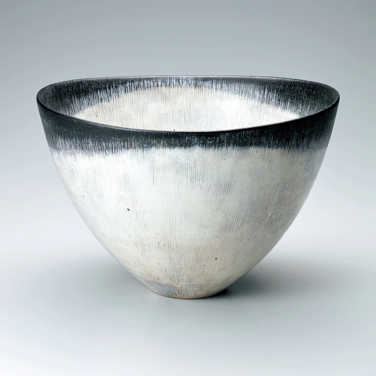 photo Large bowl with design in line engraving
