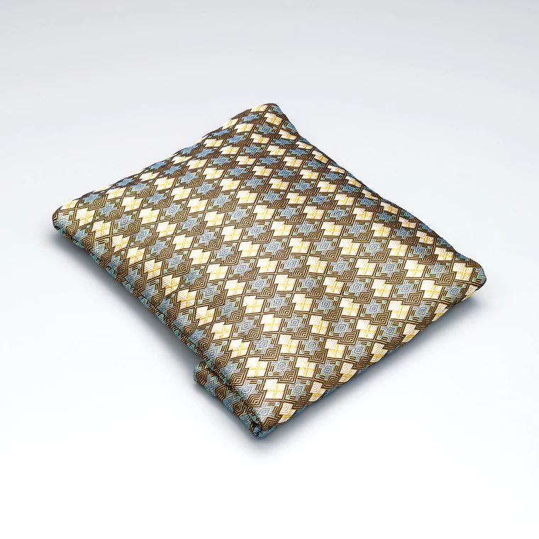 photo 佐賀錦能面袋「恋重荷」