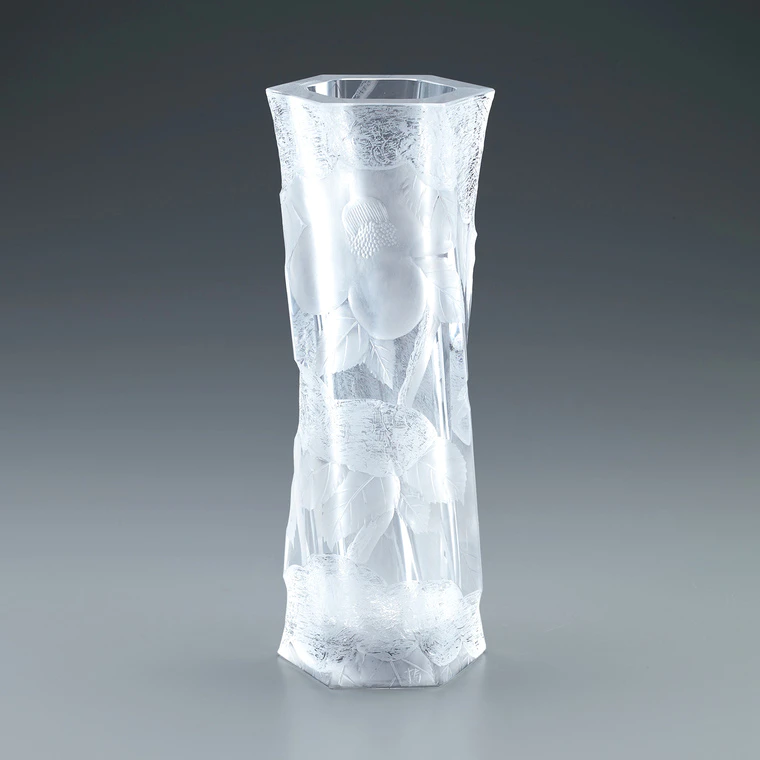 photo グラヴィール花器「雪椿」