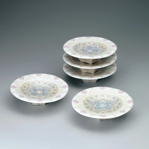 Ceramics Related Artists & Artworks｜Gallery Japan(23page)