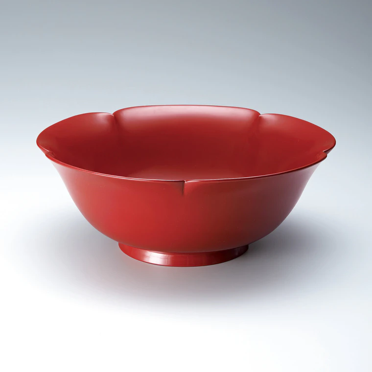 photo Rinka (Flower-shaped) Bowl with Kanshitsu and Vermilion Lacquer
