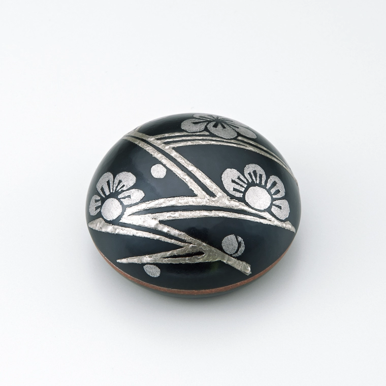photo Incense Container with Plum Design in Damascene Inlay