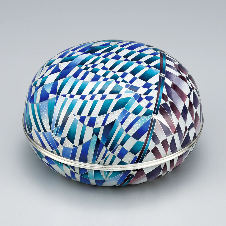 photo Cloisonne Covered Vessel "Ripples"