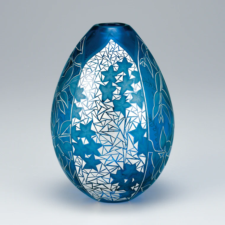 photo Flower Vase with Silver Decoration, Cased Glass and Sakuran (Sakura Orchid) Design