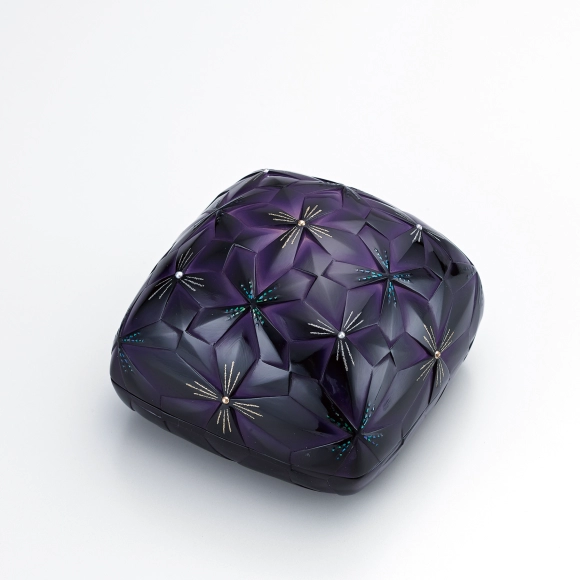 奥窪聖美 乾漆縁赤花皿 漆器 奥窪聖美 乾漆縁赤花皿 漆器