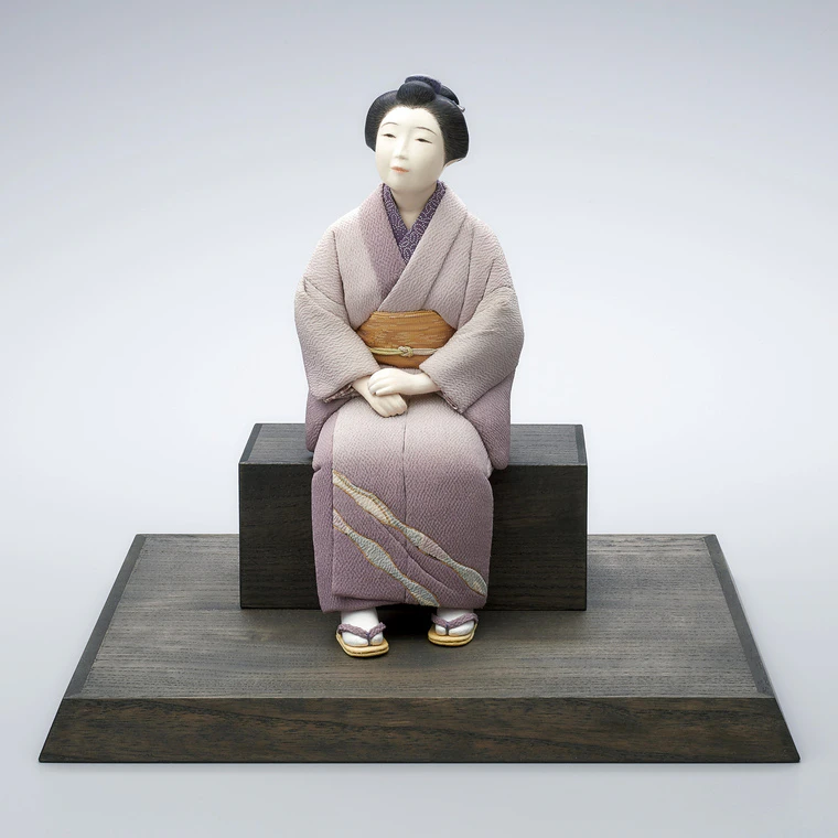 photo Formed with Tōso and Covered with Cloth in Kimekomi Method "Passing clouds"