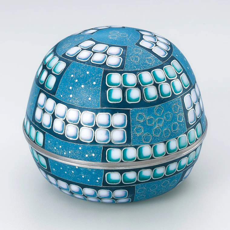 photo Cloisonne Covered Vessel "Sky"