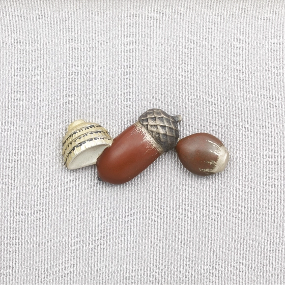 Metal Fitting in Shape of Acorns