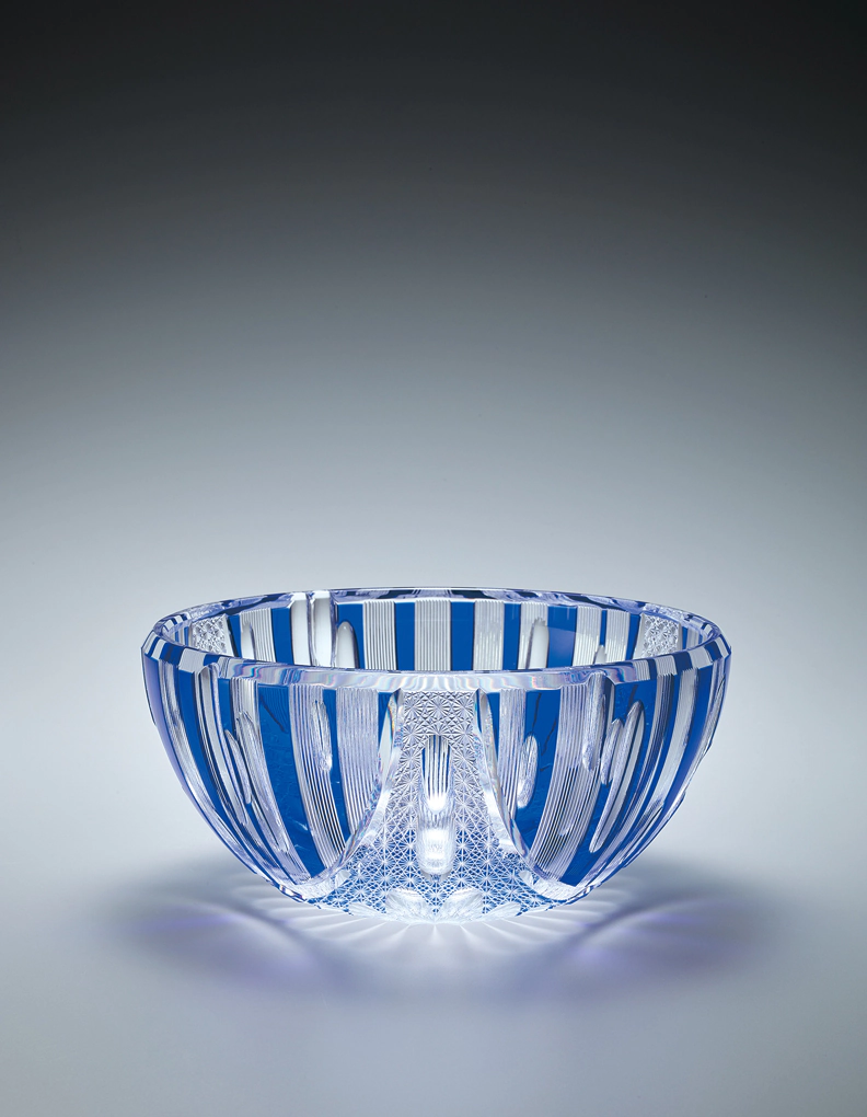 photo Cut Glass Bowl "Astonished"