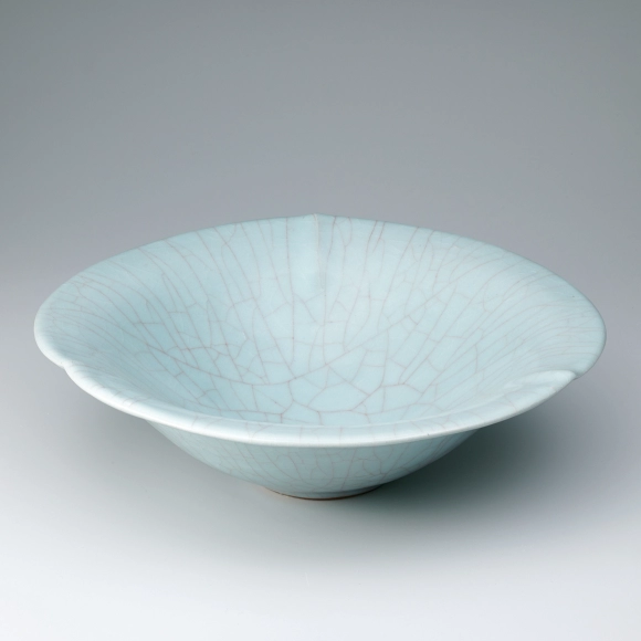 青銅花生 (伊藤鐐一作) 青銅花生 (伊藤鐐一作)