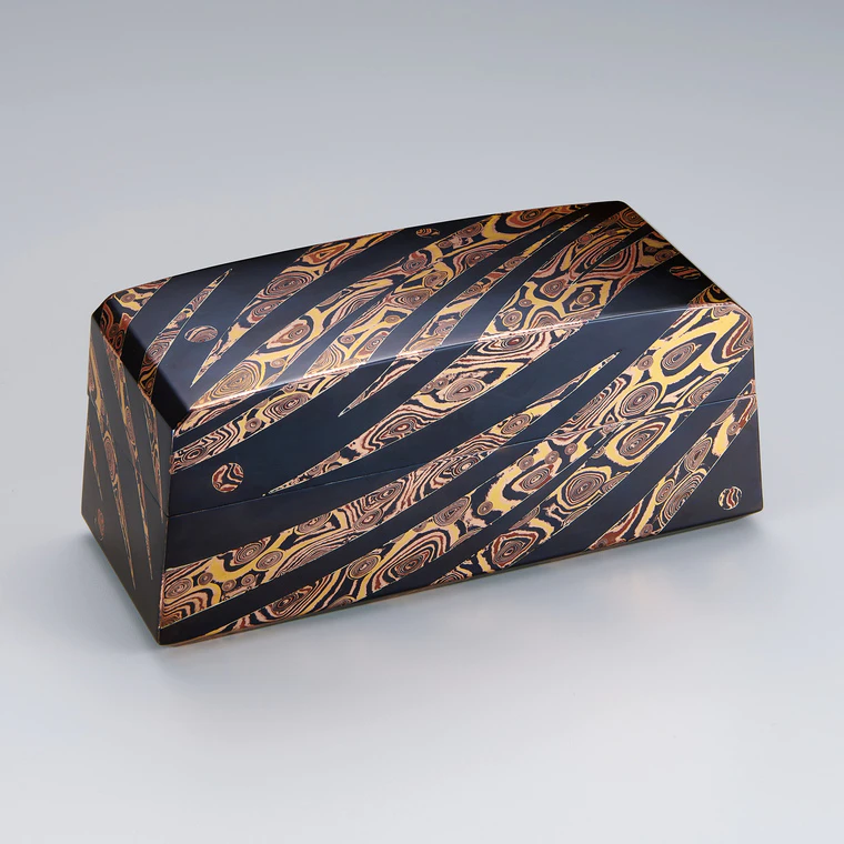 photo Box of Mokumegane Made of Gold, Silver and Copper with Cutout Inlay "Light of Spring"