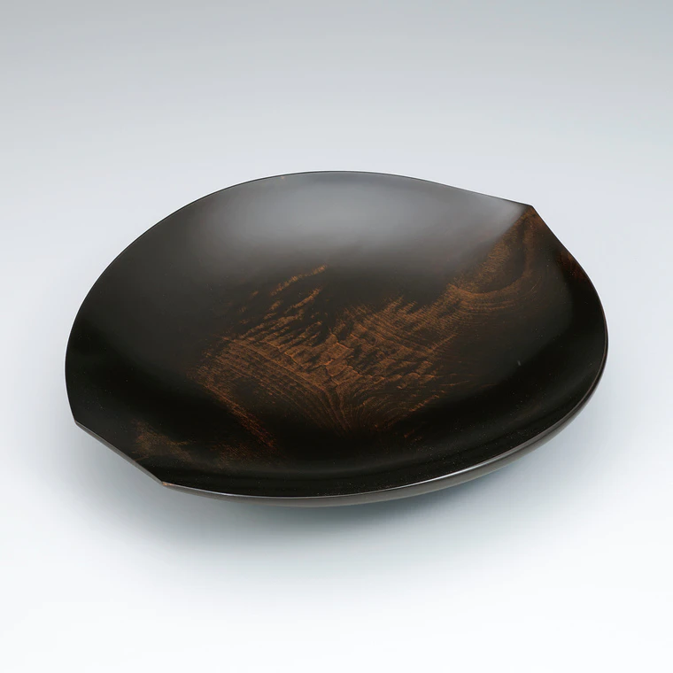 photo Food Vessel of Horse chestnut Wood Finished in wiped urushi