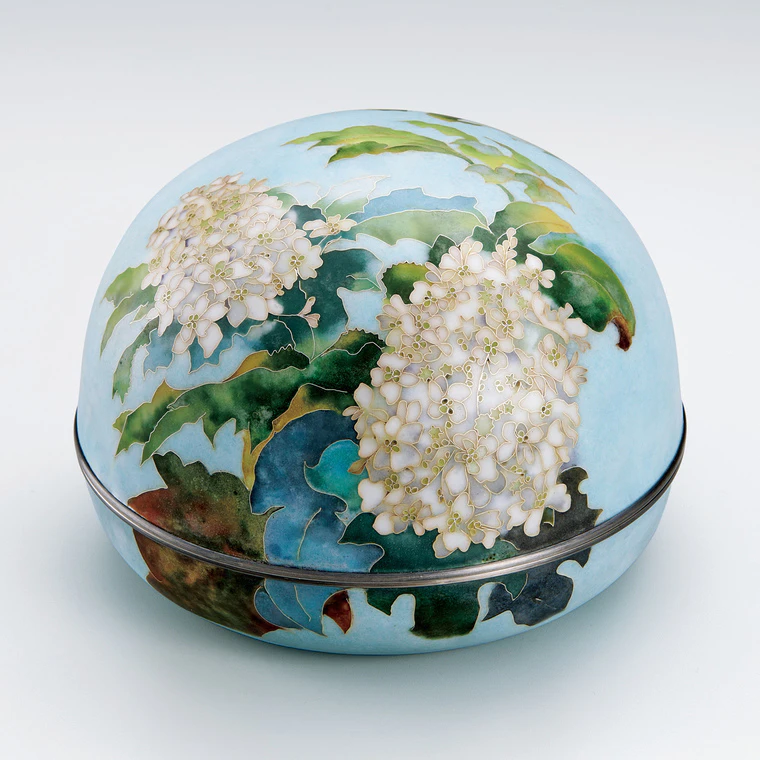 photo Wired Cloisonne Covered Vessel "Oakleaf Hydrangea"