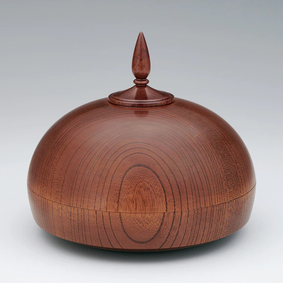 Covered Vessel of Zelkova