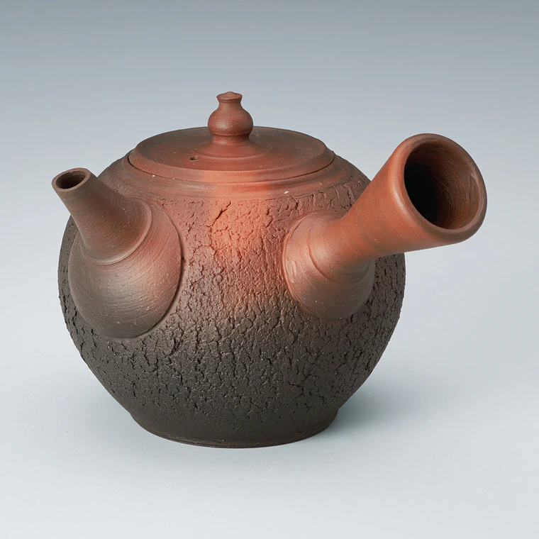 photo Teapot with Ripple Design and Kiln Mutation Effects