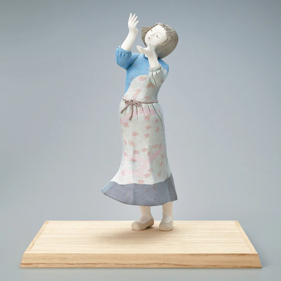 木芯桐塑木目込「花舞う」